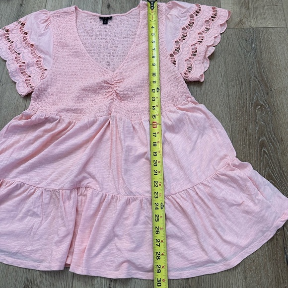 Torrid Pink Flowy Eyelet Flutter Sleeve top 2 - Picture 3 of 5